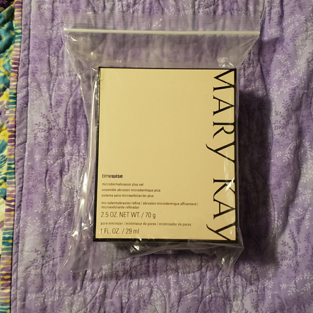 Mary Kay Microdermabrasion Plus Set
